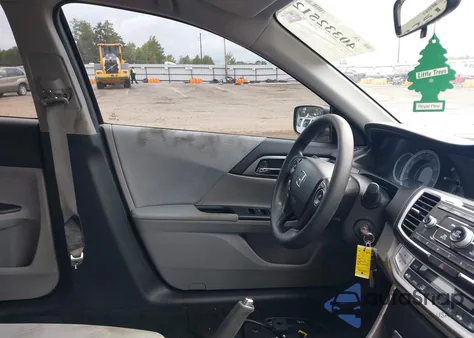 2015 Honda Accord Lx z USA, uszkodzony, nr VIN 1HGCR2F36FA254767